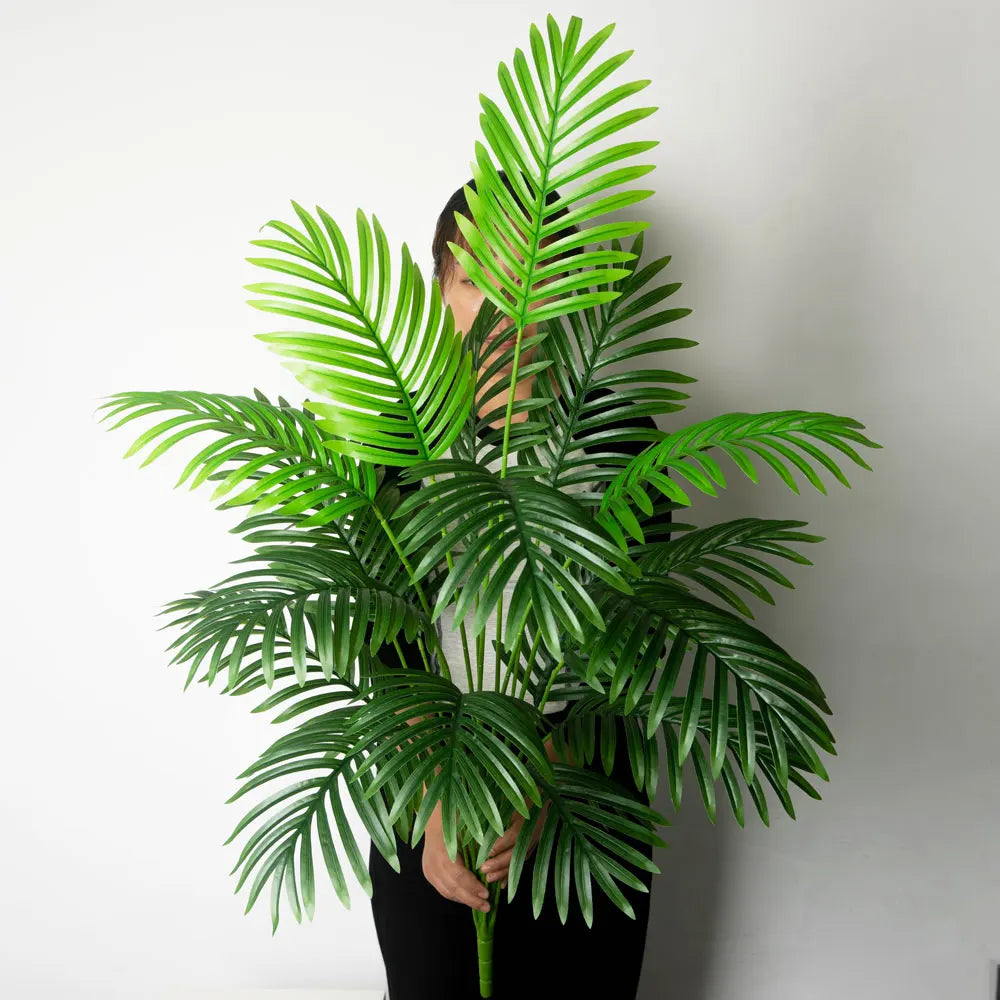 Tropical Splendor: 35.4"-47.2" Majestic Artificial Palm Tree